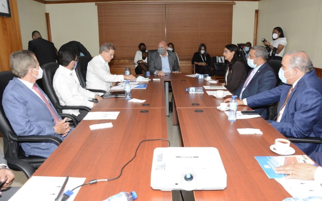 Comisión Permanente de Relaciones Exteriores y Cooperación Internacional del Senado de la República recibe la visita del canciller Roberto Álvarez