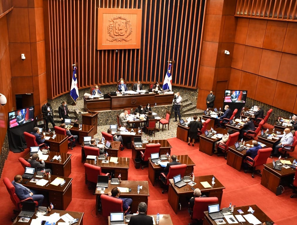 Proyecto de ley estudiados en sesión