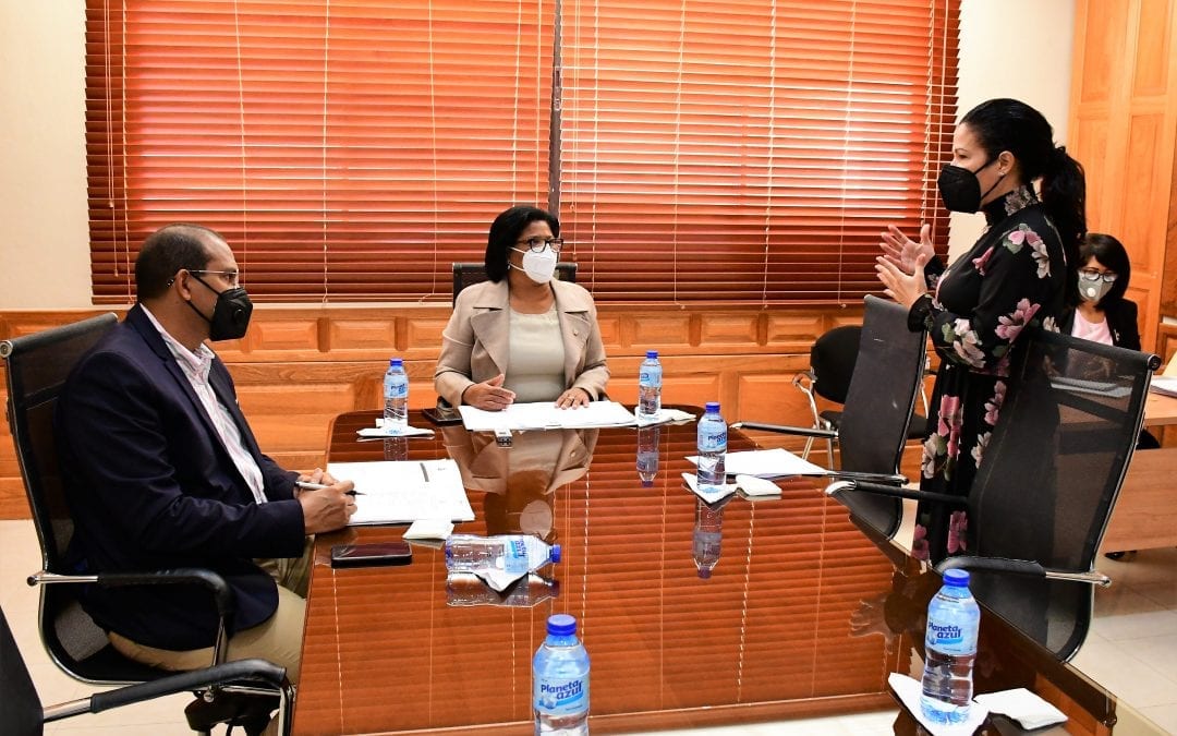 Senadores invitarán a representantes de asuntos de familia  e instituciones para tratar proyecto de ley.