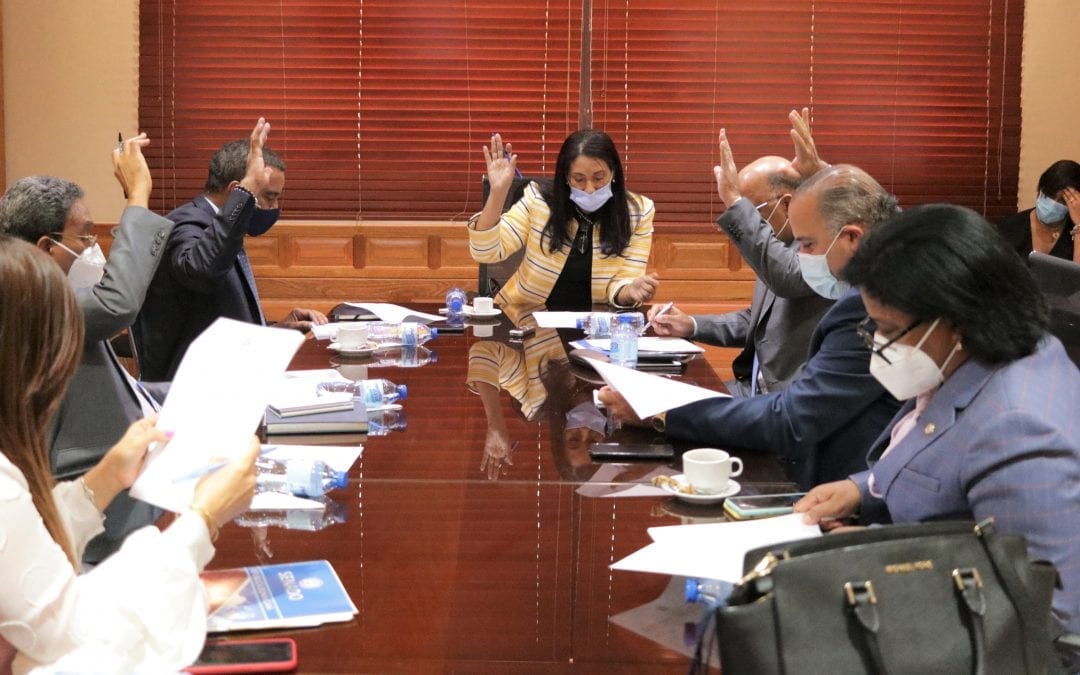 La Comisión de Salud Pública  rendirá un informe favorable a compra de 10 millones de dosis de la vacuna contra la Covid-19