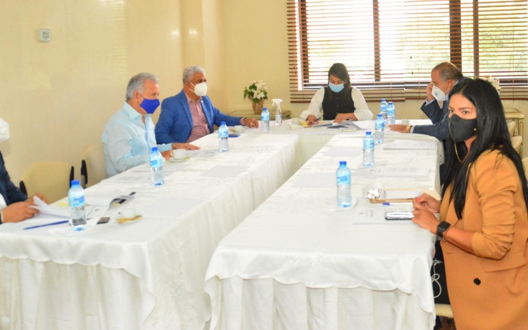 La Comisión de Hacienda se reúne para estudiar y analizar proyecto Ley de Amnistía en el Pago de las Multas de la Ley No.241