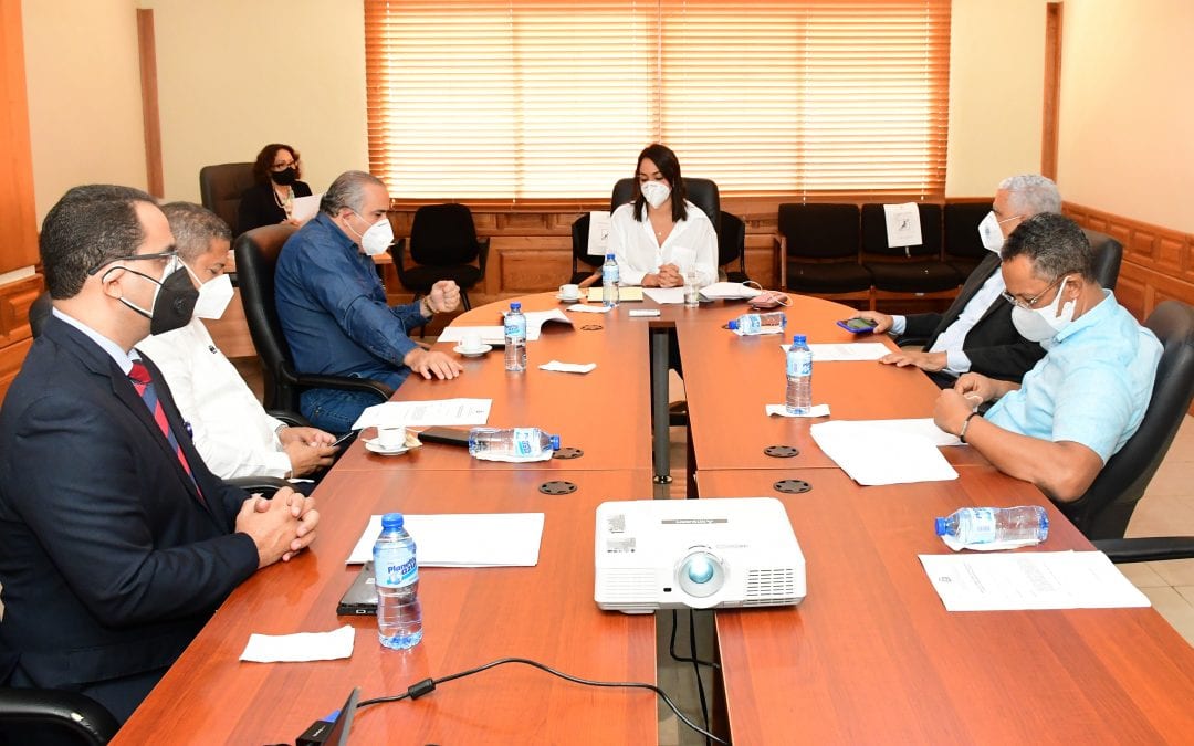 Comisión de Hacienda rendirá informe favorable a colocación de bonos de deuda pública por más de RD$290 mil millones