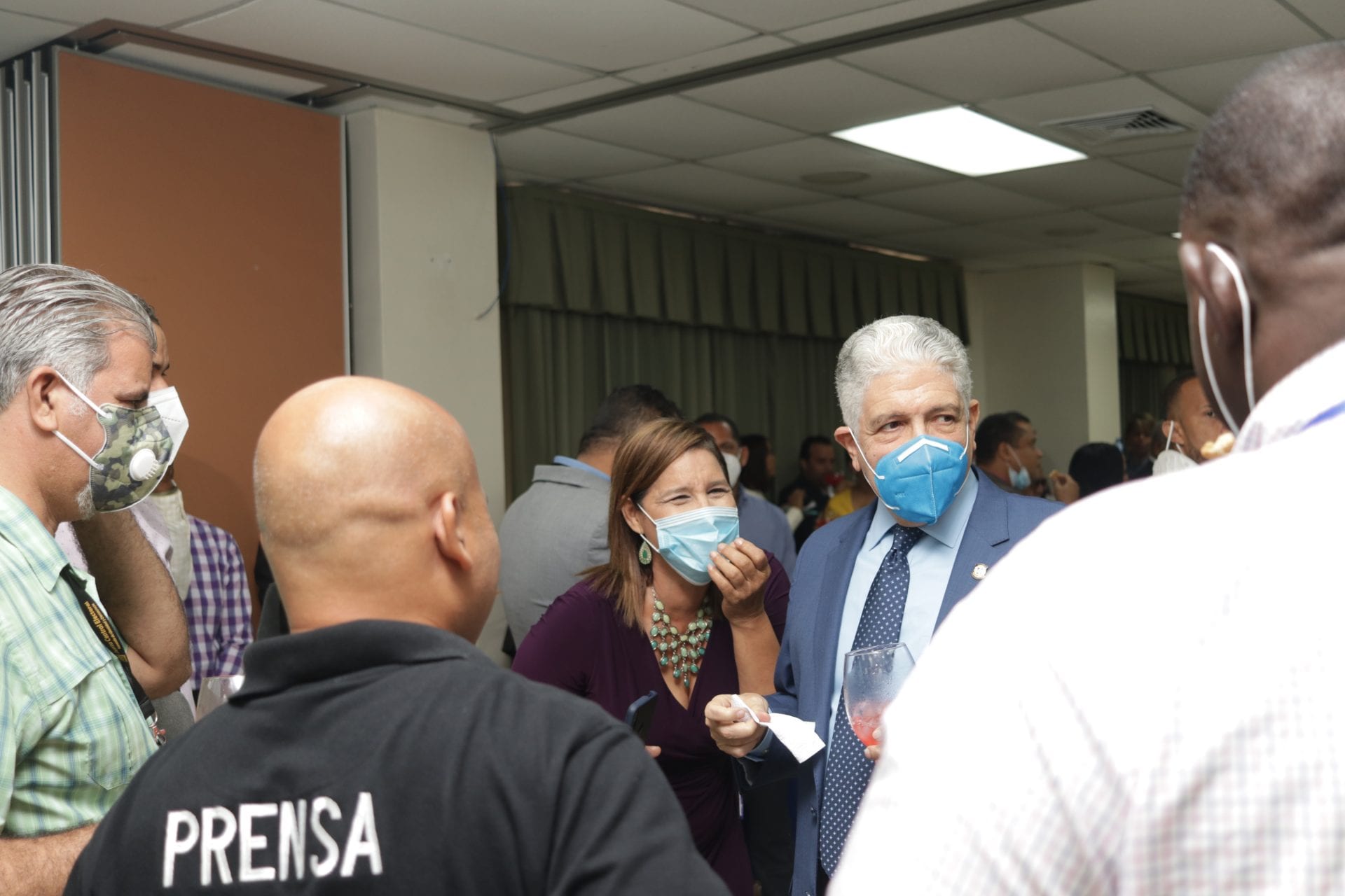 Presidente del Senado comparte con comunicadores en el marco de las festividades navideñas 2 IMG 8853 scaled