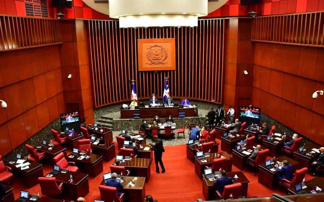 Senadores acogen Resolución de Invitación al Pleno de la Cámara de Cuentas