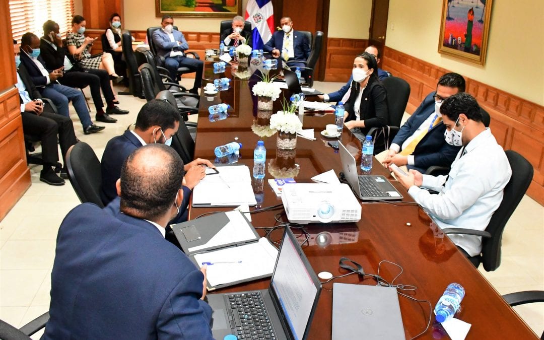 Comisión de Interior y Policía y Seguridad Ciudadana del Senado continúa consensuando con  instituciones públicas el Proyecto de Ley que Regula el Expendio y Consumo de Bebidas Alcohólicas