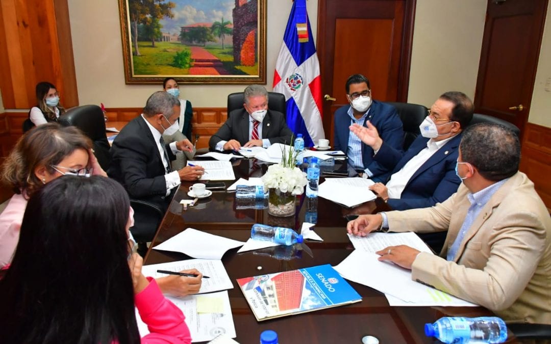 Comisión Permanente de Interior y Policía y Seguridad Ciudadana del Senado continua analizando Proyecto de Ley de Control de Expendio, Suministro y Consumo de Bebidas Alcohólicas