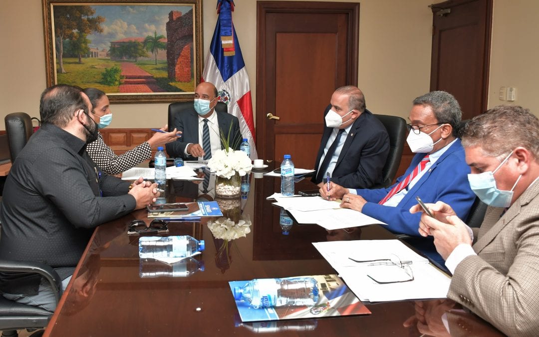 Comisión de Seguridad Social estudia proyecto que protege a las personas envejecientes