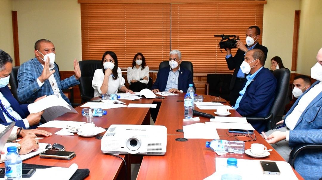 Comisión de Asuntos Energéticos Inicia estudio del Proyecto de Ley que dispone la instalación de energía renovable en los edificios