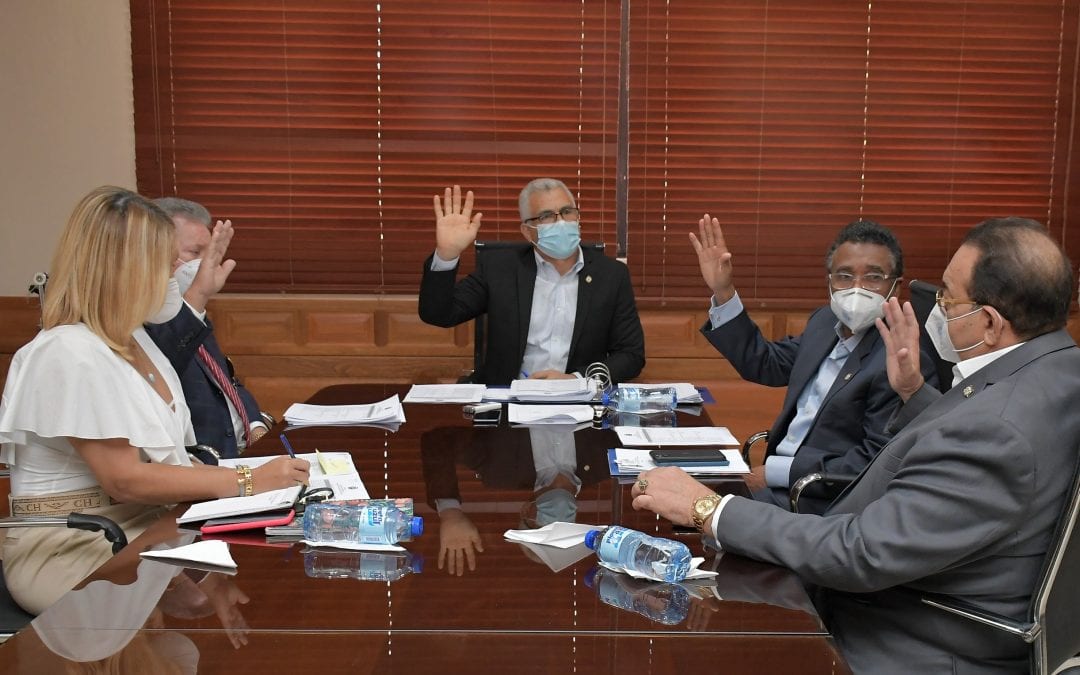 Comisión de Asuntos Agropecuarios y Agroindustriales  analiza varias iniciativas pendientes