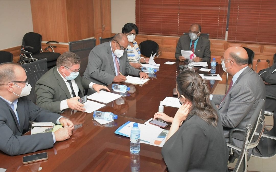 Rendirán informe favorable al proyecto designa con el nombre de Pedro Henríquez Ureña la sede del Ministerio de Educación