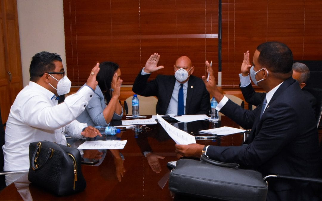 Analizan conformación de Grupos Parlamentarios de Amistad de varios países