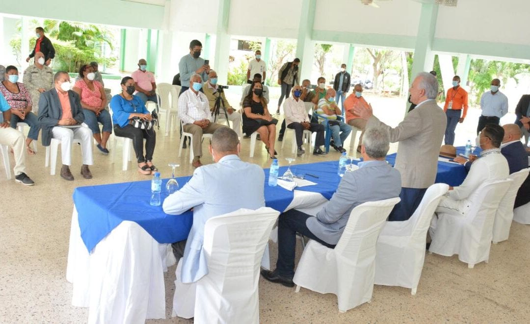 Comisión de Deportes realiza descenso en Club Los Trinitarios, en Santo Domingo Este