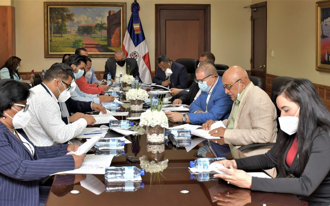 Comisión Bicameral termina lectura del proyecto de Ley de Comercio Marítimo