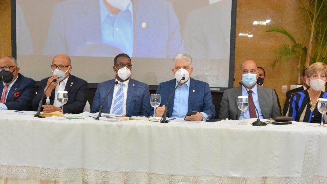 Comisión Bicameral que estudia la modificación de la Ley de Seguridad Social celebra sus primeras vistas públicas