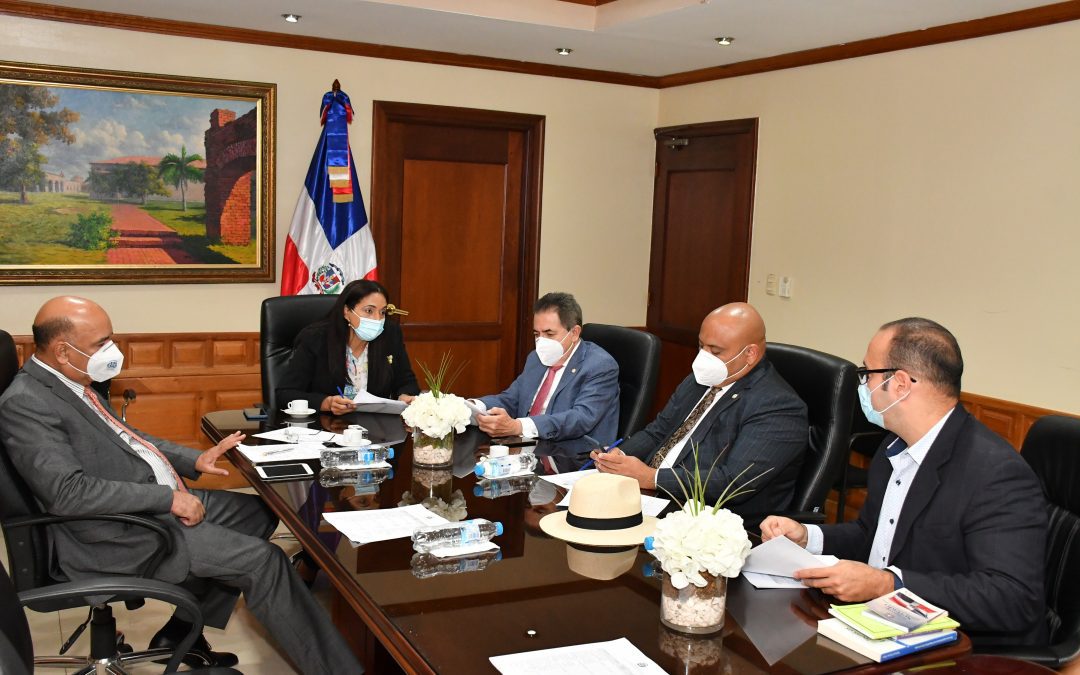 Comisión de Salud Pública rendirá informe favorable al Proyecto de Pasantías Médicas