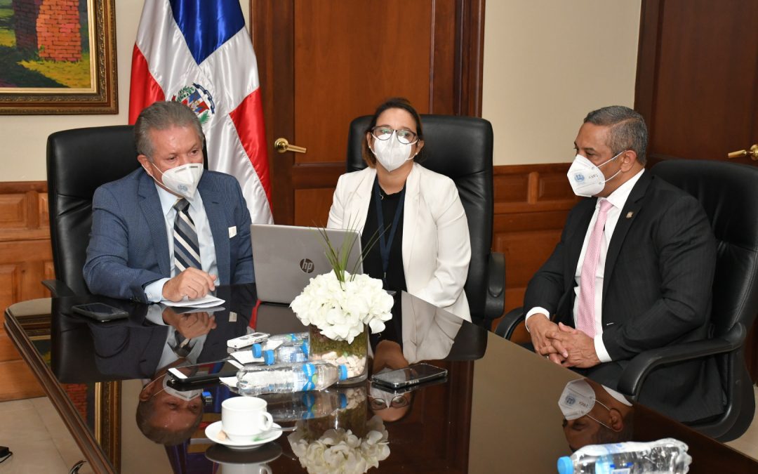 Continúan estudio proyecto Ley de Control de Expendio de Bebidas Alcohólicas