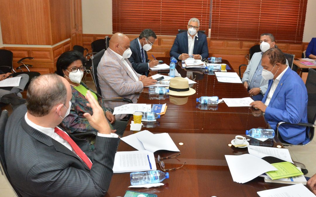 Estudian proyecto de Ley General del sector agropecuario y el desarrollo rural