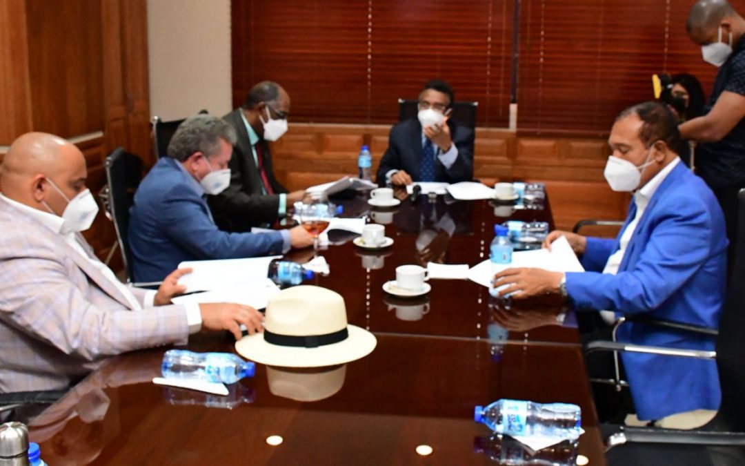 Comisión de Obras Públicas acuerda rendir informe favorable a 60 iniciativas