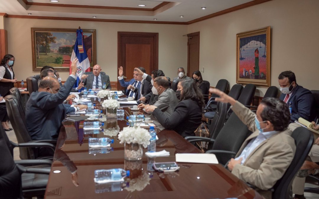 Comisión Bicameral acuerda estructurar matriz con proyectos sobre juicios de extinción de dominio