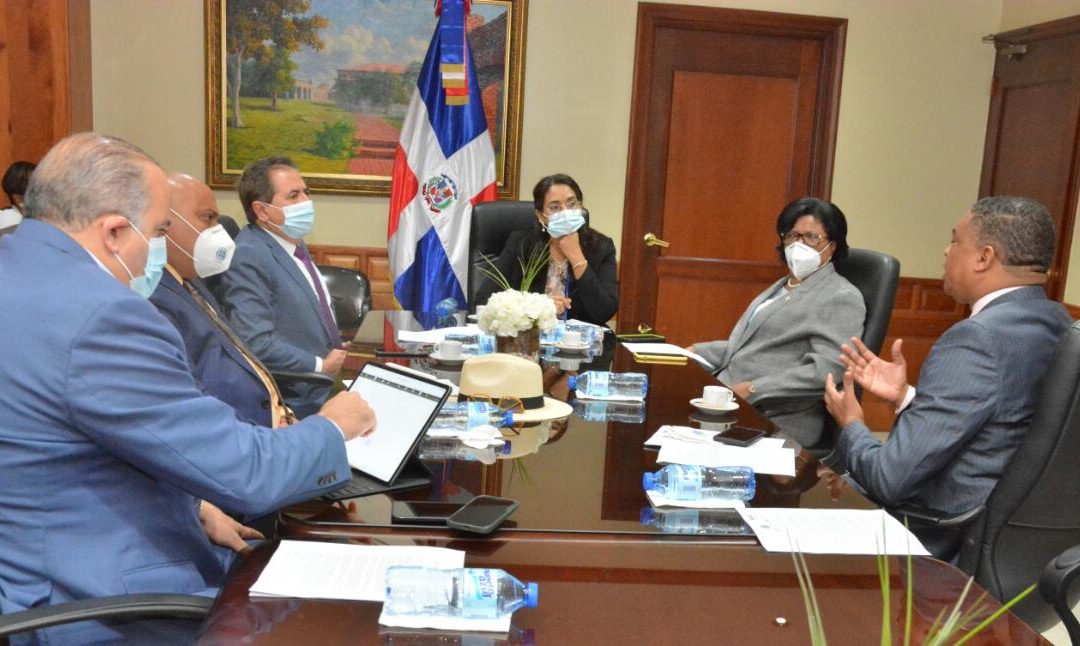 Comisión de Salud Pública del Senado continúa el estudio del proyecto de ley de protección de la lactancia materna