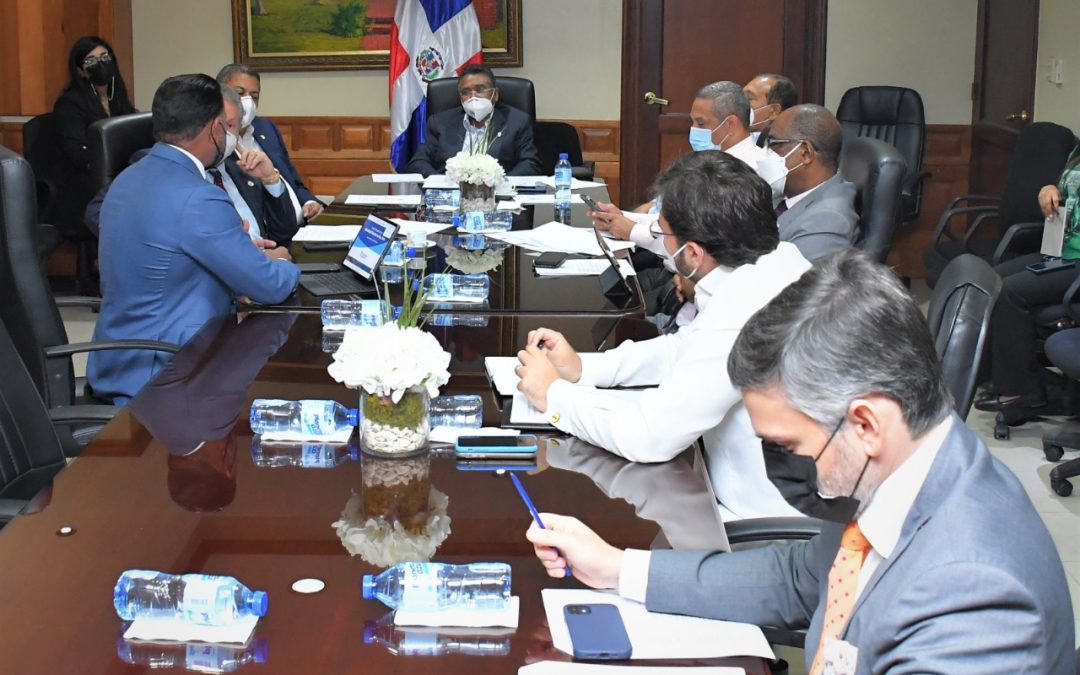 Comisión Obras Públicas del Senado escucha opiniones de la AIRD sobre el Proyecto Ley de Movilidad Eléctrica