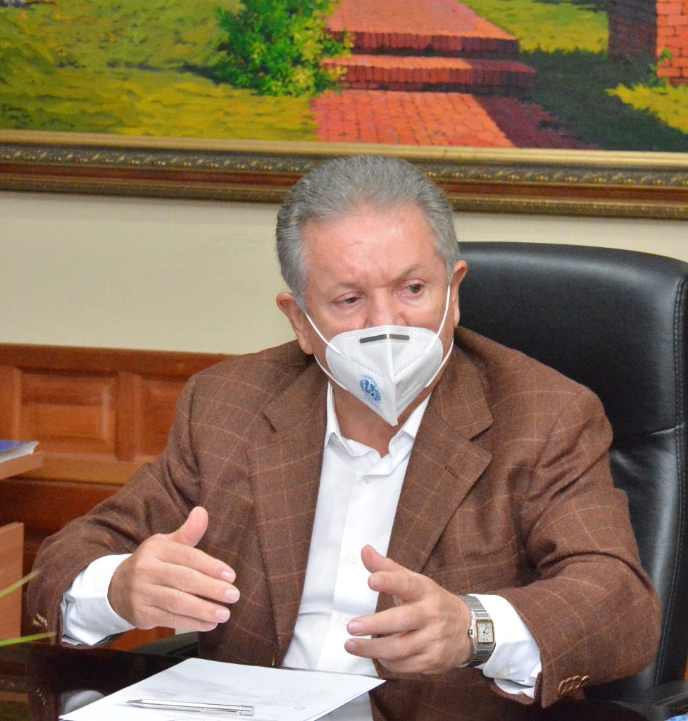 La Comisión de Interior y Policía y Seguridad Ciudadana del Senado que aprobó rendir un informe favorable al proyecto de actos masivos la presidió el senador Virgilio Cedano. 