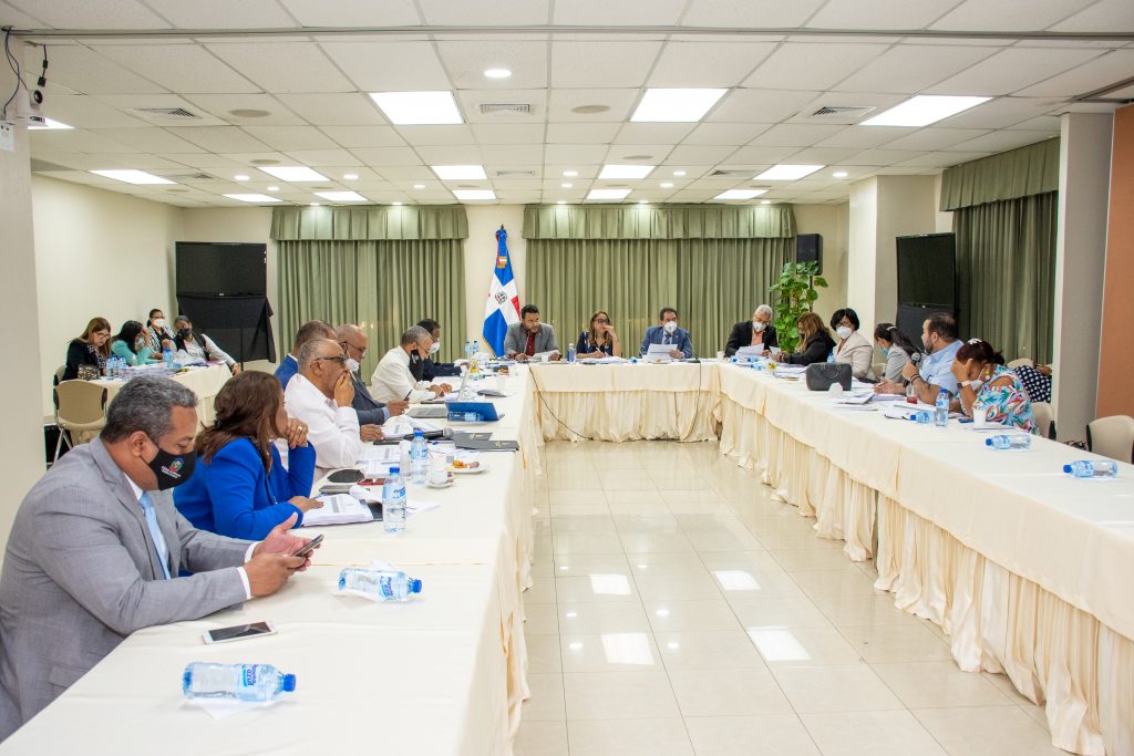 Comisión Bicameral avanza en estudio del proyecto de Ley Orgánica de Cámara de Cuentas 2 DSC 6693