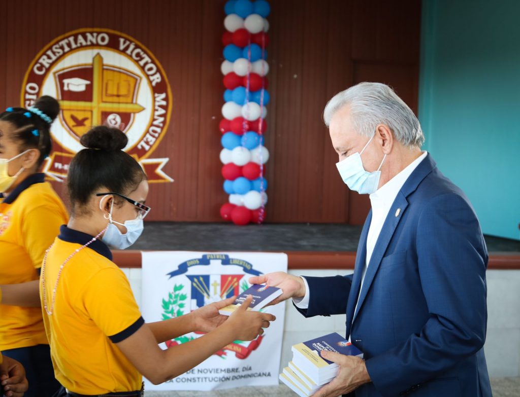 Senado de la Republica celebra acto civico cultural en Santo Domingo Este 4