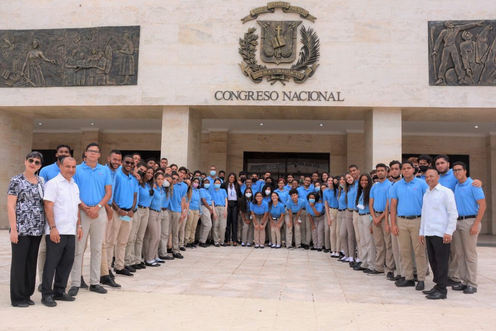 El Senado abre sus puertas a los estudiantes del Colegio La Salle