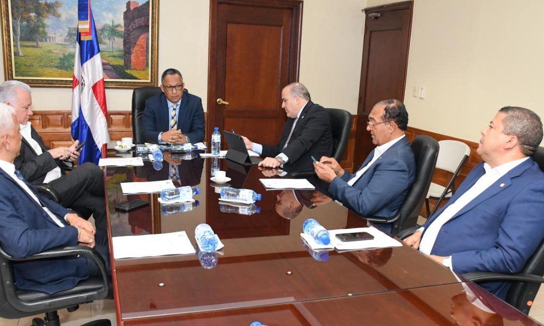 Comisión de Hacienda del Senado finaliza conocimiento proyecto de Fideicomiso Pro-Pedernales