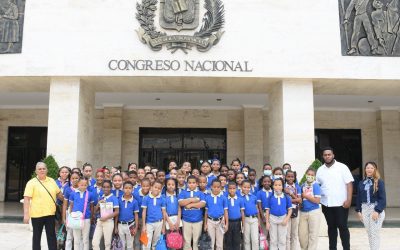 El Senado abre sus puertas para los niños de la Escuela Fidel Ferrer, del Distrito Nacional