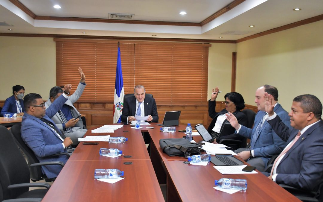 Comisión de Industria del Senado fusionará dos proyectos sobre protección del consumidor