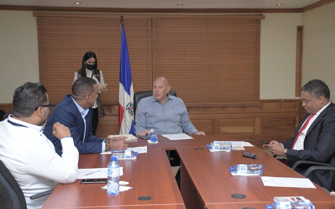 Comisión del Senado concluye estudio de Resolución que simplifica la renovación del pasaporte 