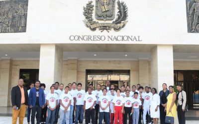 El Senado ofrece recorrido a los niños de Los Toritos Kids Basketball Club, del municipio Santo Domingo Este