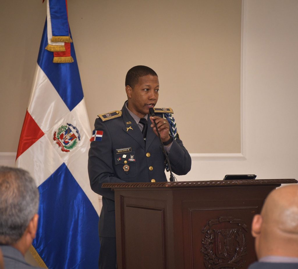 El Senado reconoce a Gabriel Mercedes por su trayectoria en el taekwondo 4