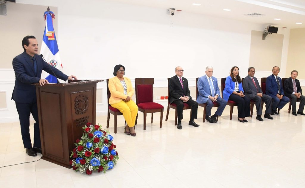 El Senado reconoce al Supremo Consejo del Grado 33 de la Republica Dominicana1