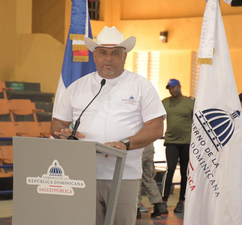 Senador Lenin Valdez apertura La Ruta de la Salud en Monte Plata3