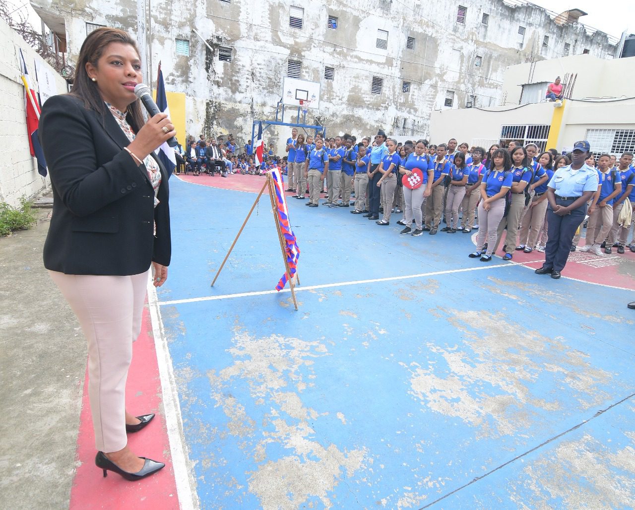 El Senado se traslada al Liceo Angelica Masse Fe y Alegria del Distrito Nacional2