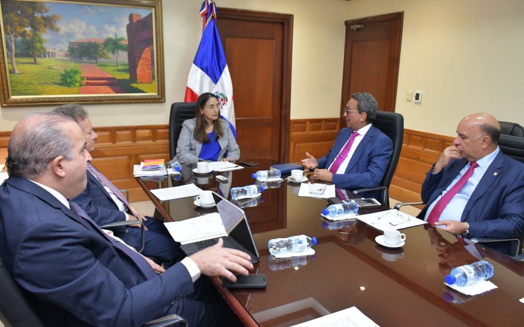 Historial de Noticias 6 Comisión de Salud del Senado favorece construcción hospital traumatológico en Valverde