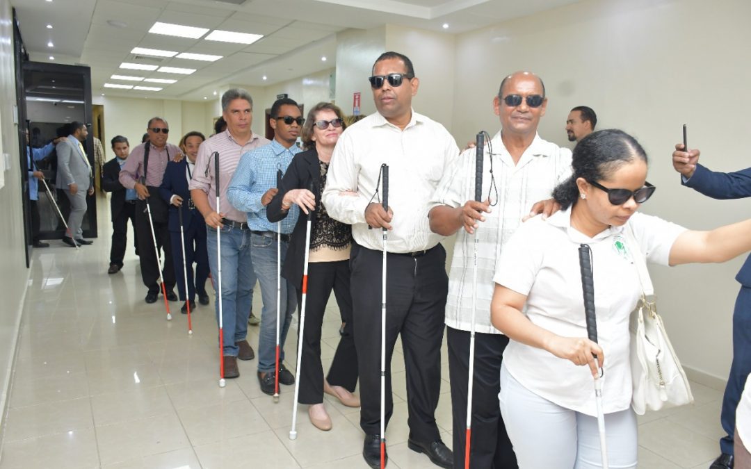 Historial de Noticias 4 Senado de la República recibe No videntes de la Asociación de Ciegos del Cibao