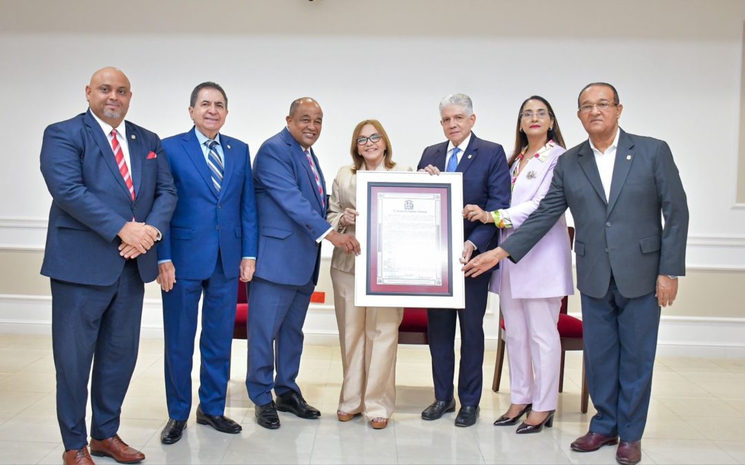 Historial de Noticias 2 Senado de la República reconoce trayectoria de especialista en neuropsiquiatría Daisy Acosta