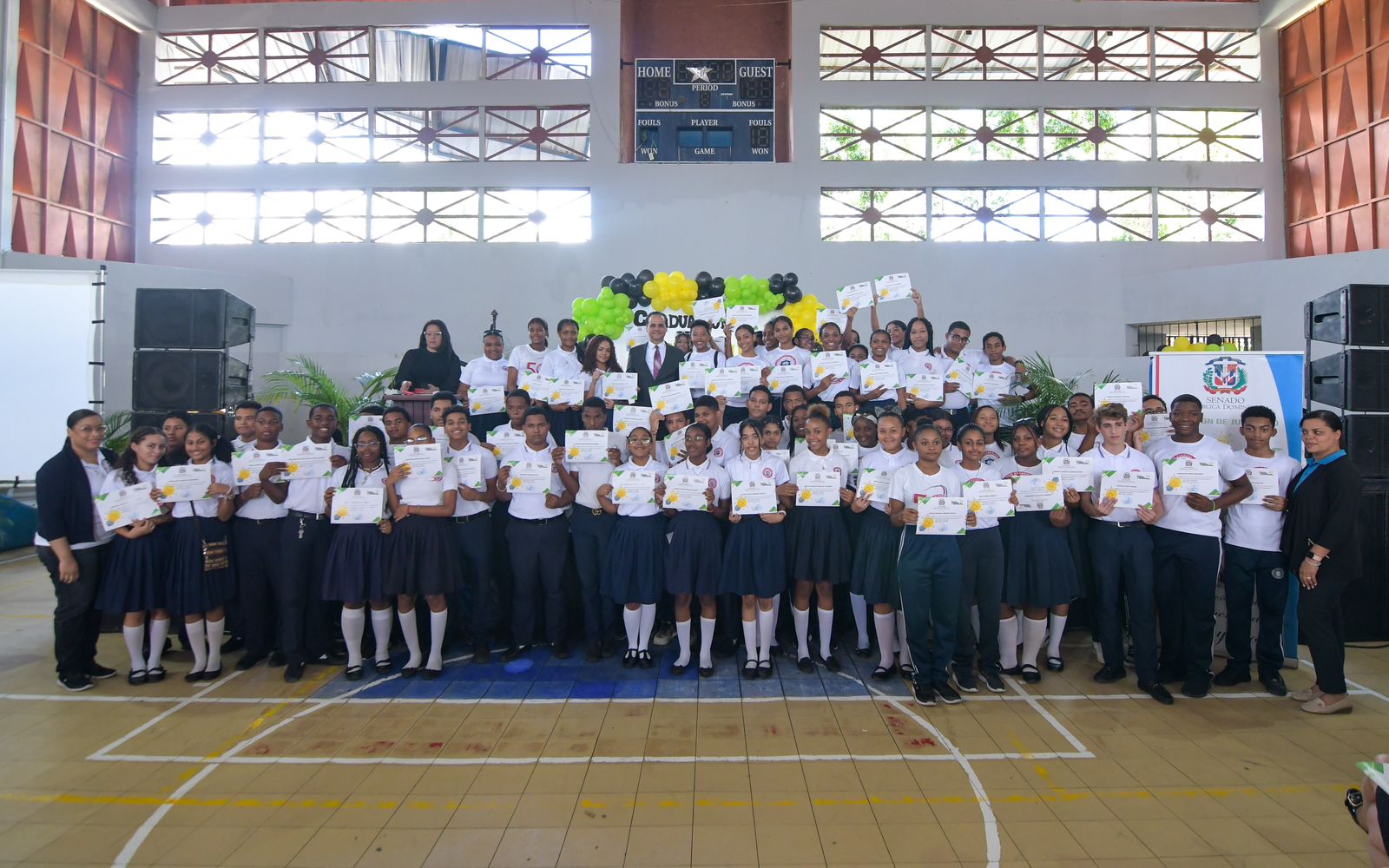 Juventud Prende y Emprende gradua mas de 2000 jovenes en La Romana 5