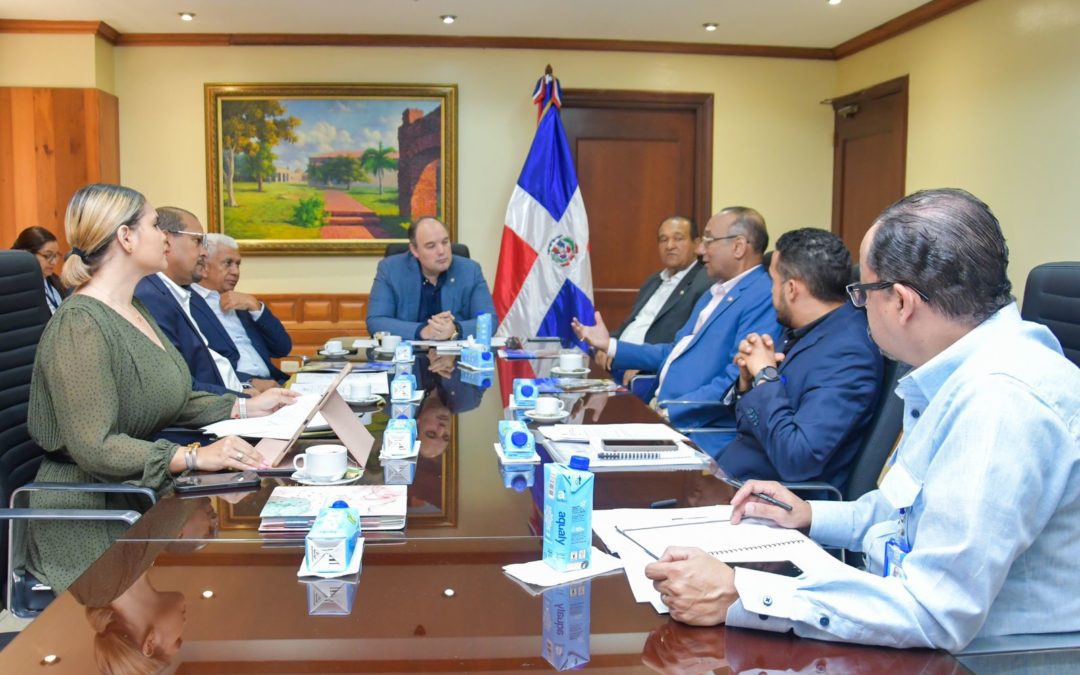 Historial de Noticias 9 Comisión de Transporte del Senado favorece la ampliación del horario matutino del Metro Santo Domingo