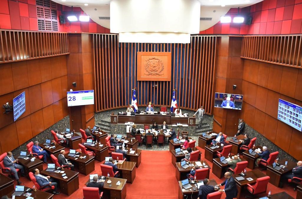 Historial de Noticias 10 El Senado aprueba en primera lectura la Ley Fideicomiso Público