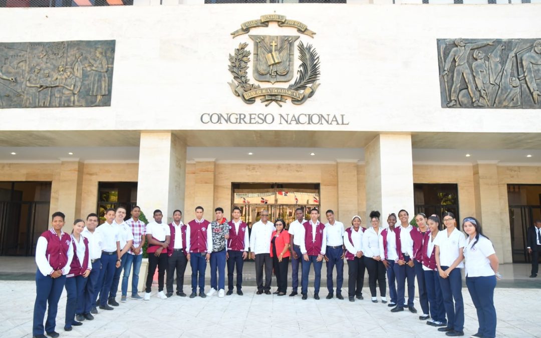 Historial de Noticias 9 El Senado abre sus puertas a estudiantes del Centro Educativo Mayaje, de Provincia Santo Domingo