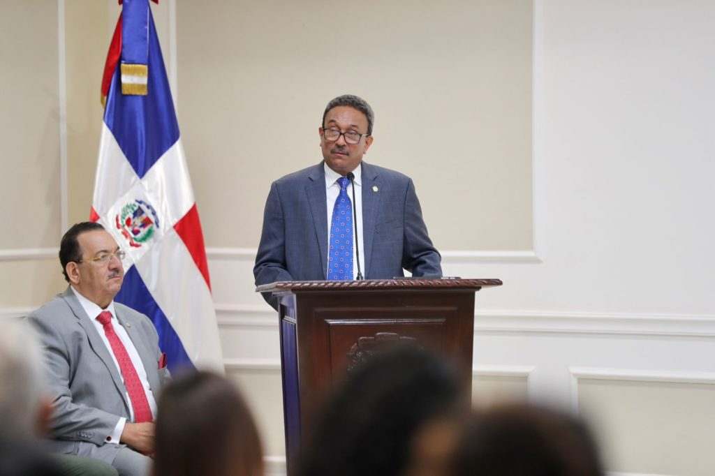 El Senado reconoce a la Universidad Central del Este, por sus más de 50 años de servicio 2 WhatsApp Image 2023 05 25 at 10.18.12 AM 2