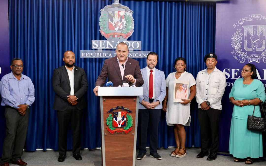 Historial de Noticias 8 Oficina Senatorial de María Trinidad Sánchez entrega reconocimiento póstumo a soldado estadounidense de origen dominicano Luis Antonio Moreno