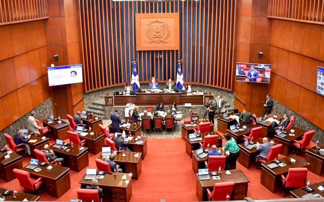 Historial de Noticias 4 Senado suspende sesión del miércoles por paso tormenta Franklin