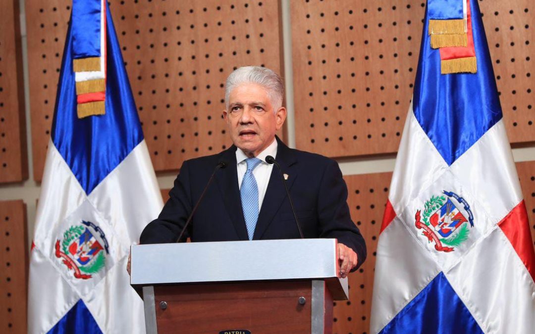 Historial de Noticias 5 Eduardo Estrella rinde cuentas de su gestión en el Senado de la República