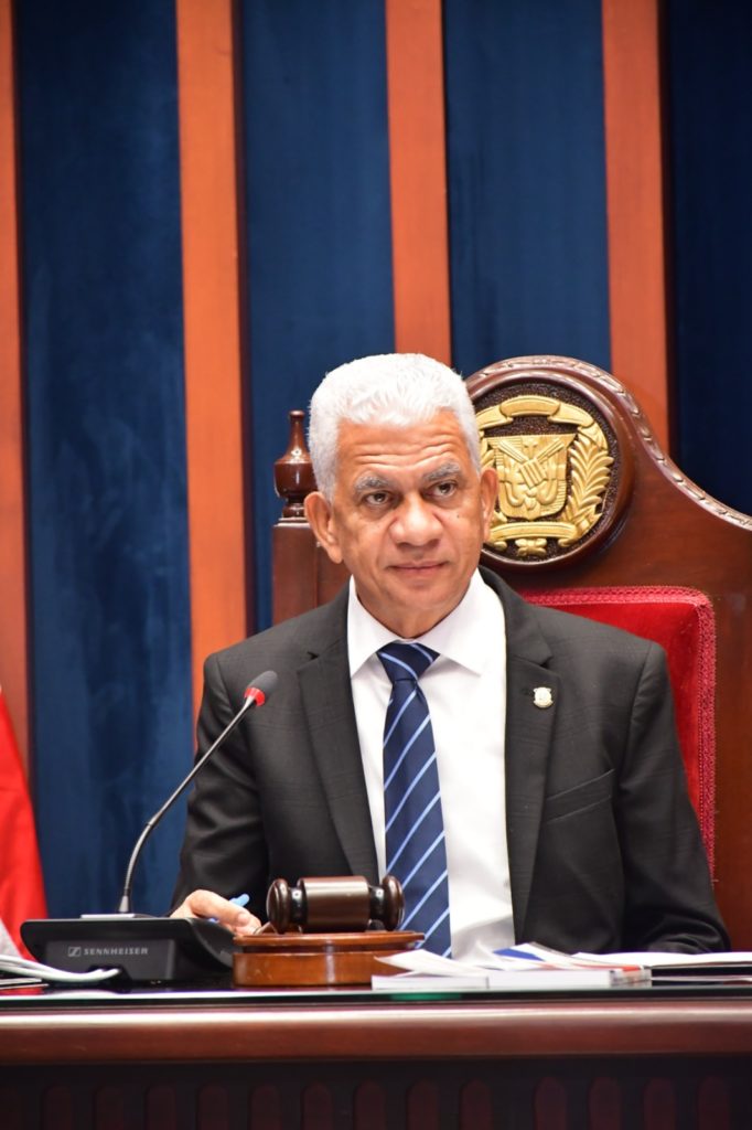 <strong>Senado aprueba proyecto ley de Vacunas en RD</strong> 1 FOTO SESION 2609232